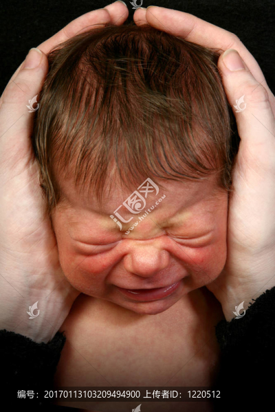 哭是新生兒
