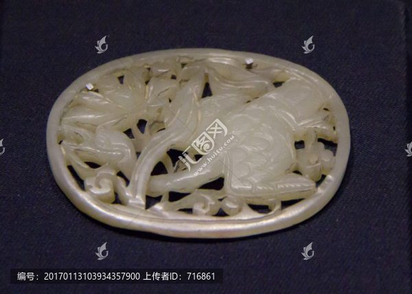 天鵝穿花橢圓形帶銙