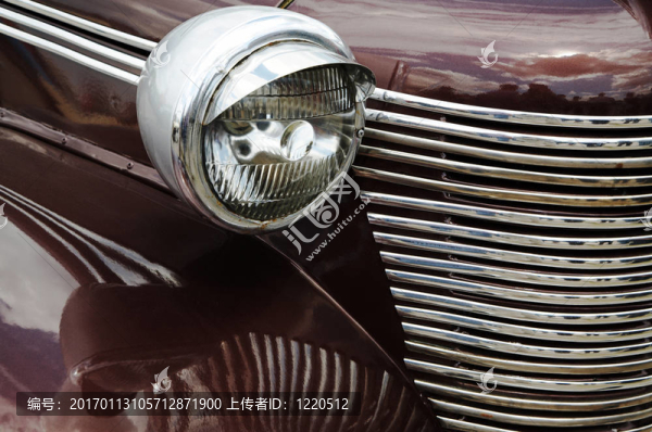 明亮的車燈