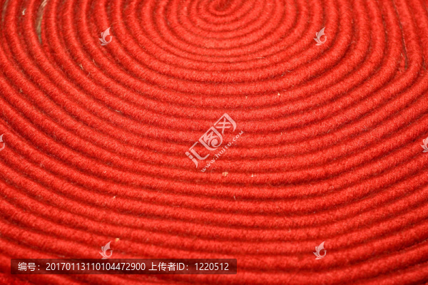 卷地毯
