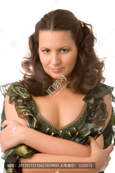 穿著綠色衣服的女人