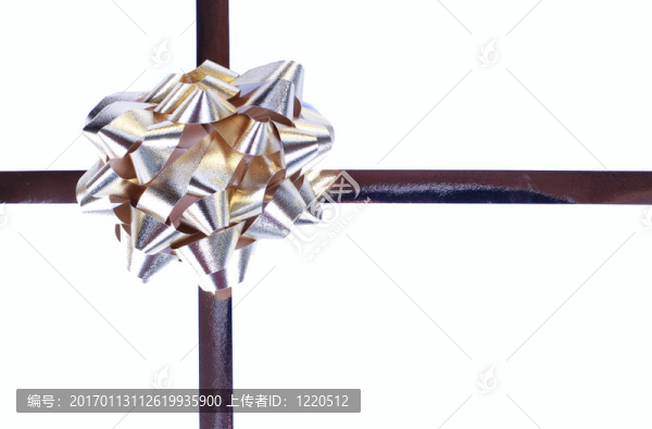 金色蝴蝶結(jié)和絲帶