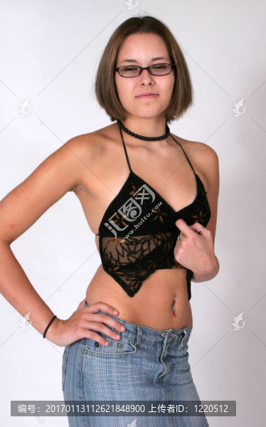 戴眼鏡的漂亮女人