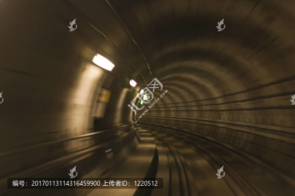 地鐵隧道；模糊運(yùn)動(dòng)