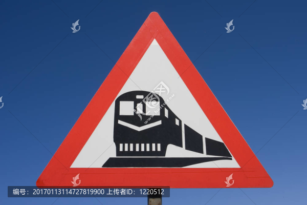 鐵路警示標(biāo)志