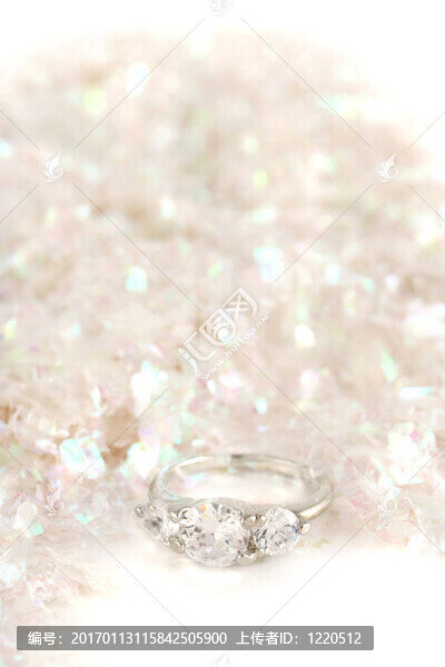 訂婚戒指-匯圖網(wǎng) www.fosd68.com 訂婚戒指