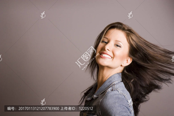黑色的頭發(fā)