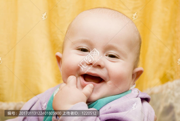 快樂的小孩