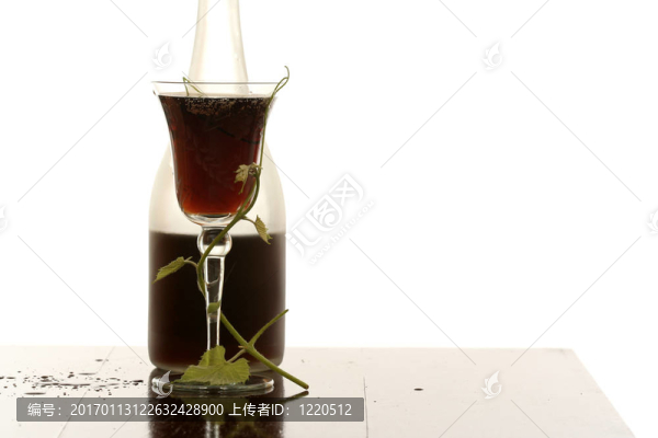 紅葡萄酒