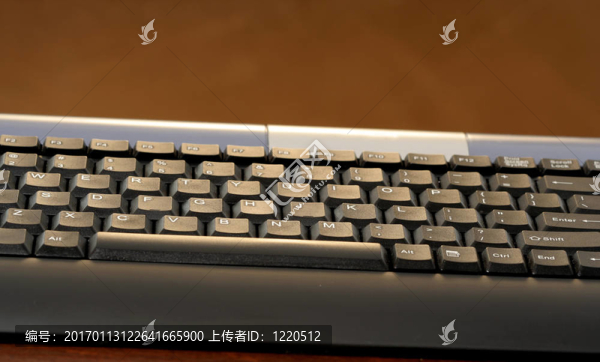 電腦鍵盤