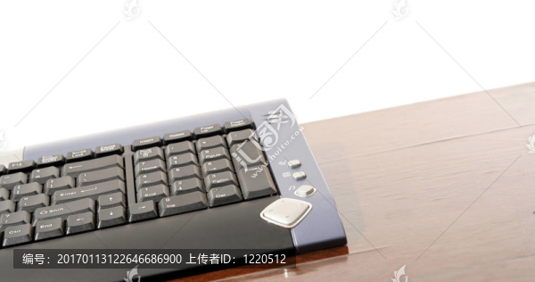 電腦鍵盤
