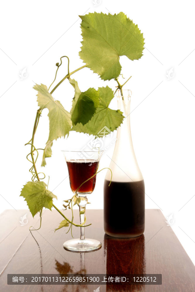 紅葡萄酒