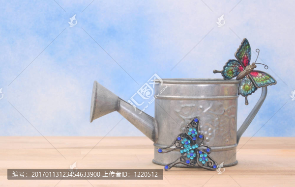 金屬水壺