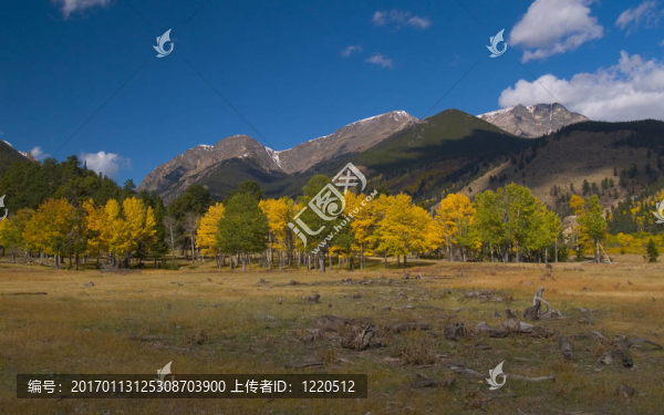 秋天的三座山