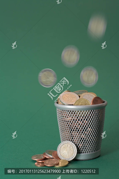 浪費金錢-硬幣
