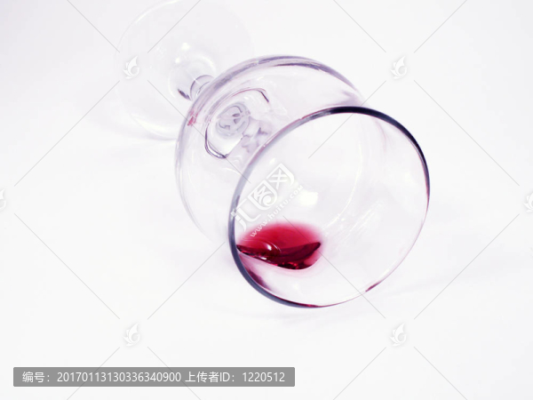 一些紅葡萄酒