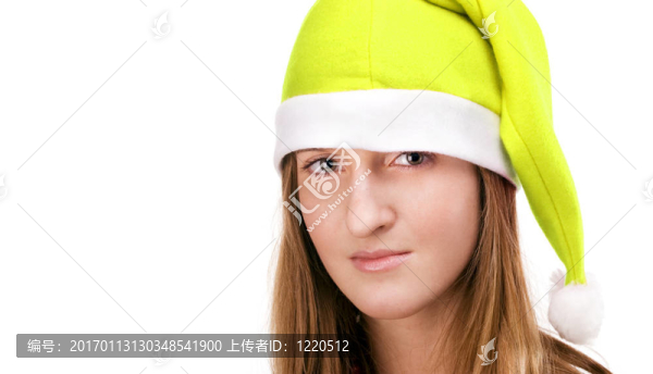 在圣誕老人的帽子的女孩