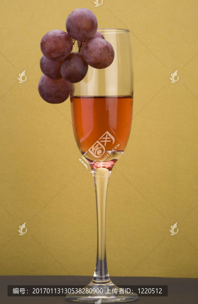 玫瑰葡萄酒