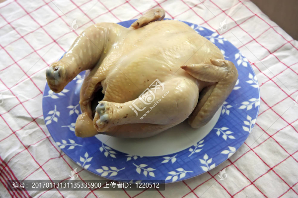 整個白斬雞