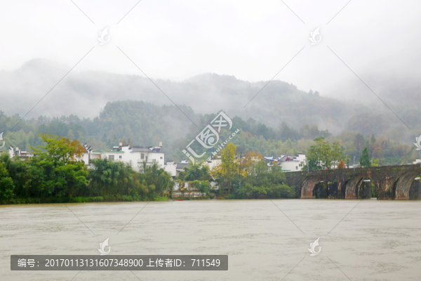 山水齊云山