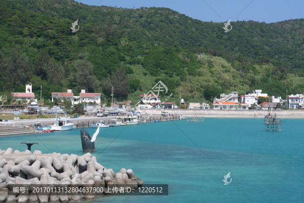 座間味島港