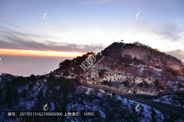 泰山