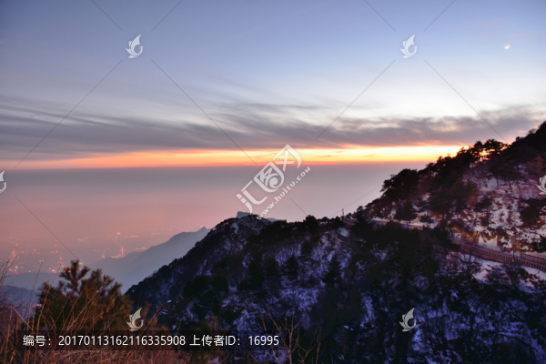 泰山
