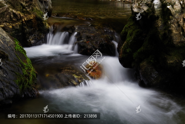山溪水