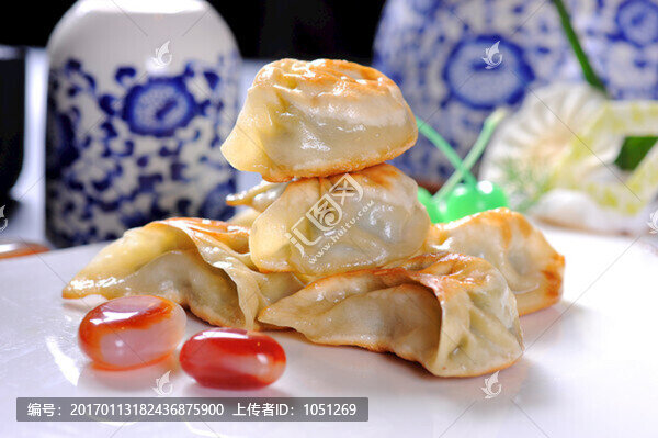 滴油煎餃