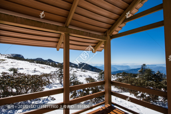 雪地木屋風(fēng)光