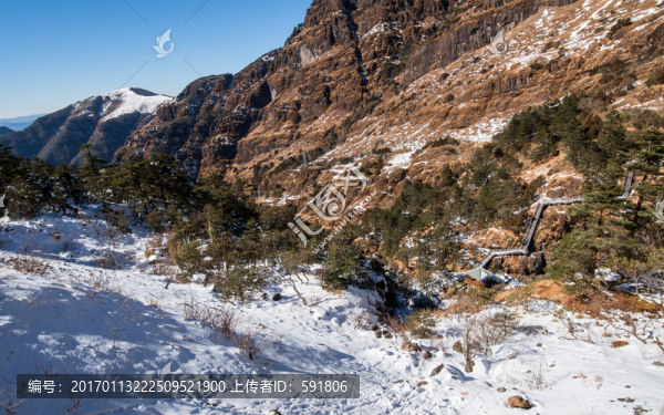 轎子雪山風(fēng)光