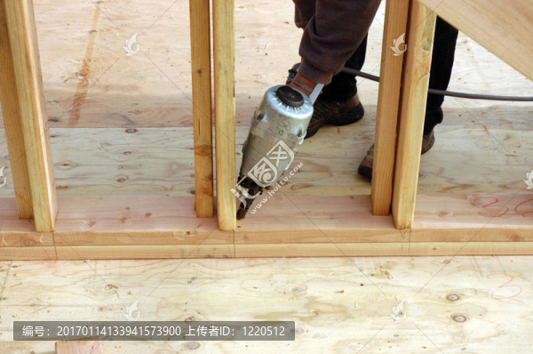 房子正在建設(shè)中