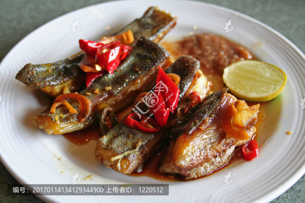 烤魚(yú)