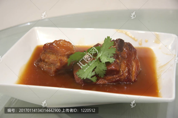 中國(guó)豬肉燉