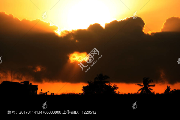 村莊在日落-匯圖網(wǎng) www.fosd68.com 村莊在日落