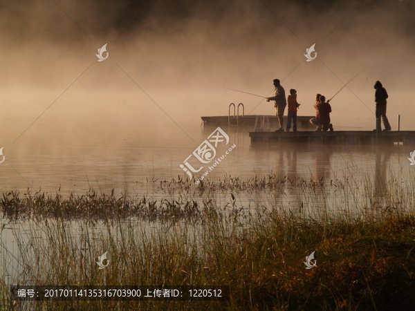 在lietash湖釣魚(yú)-匯圖網(wǎng) www.fosd68.com 在lietash湖釣魚(yú)