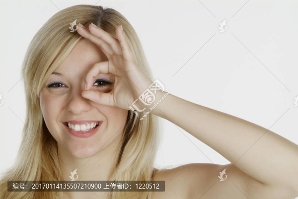 女人出現(xiàn)漏洞