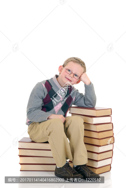 書上的小男孩