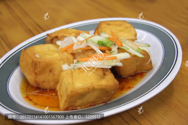 炸豆腐-匯圖網(wǎng) www.fosd68.com 炸豆腐