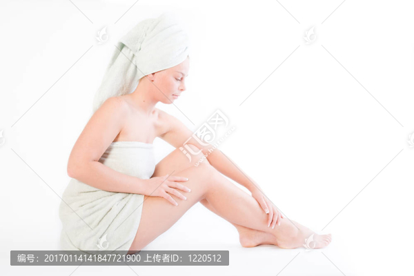 健康女孩系列坐和修飾