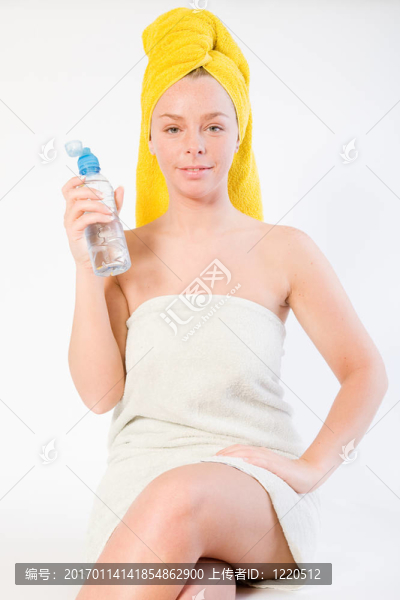 健康女孩系列與水