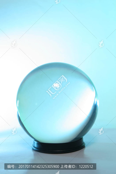 水晶球中的藍(lán)色