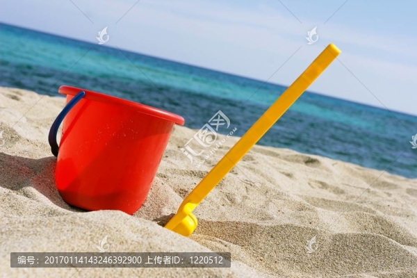 水桶和鏟子-匯圖網(wǎng) www.fosd68.com 水桶和鏟子