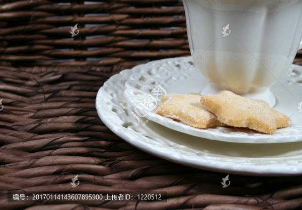 杯和底座