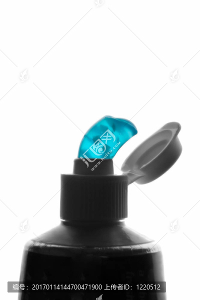 牙膏特寫