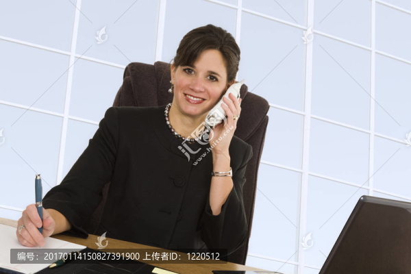 女商人-匯圖網(wǎng) www.fosd68.com 女商人