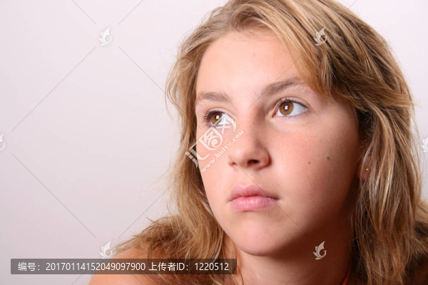 年輕的模型
