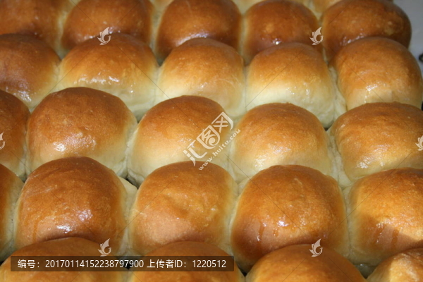 小圓面包