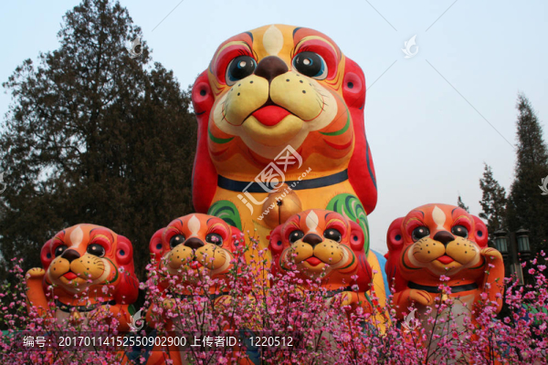 中國新年的雕像