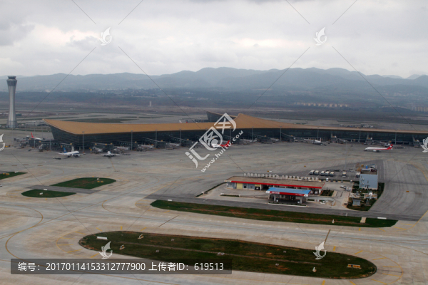 俯瞰昆明機場航站樓全景